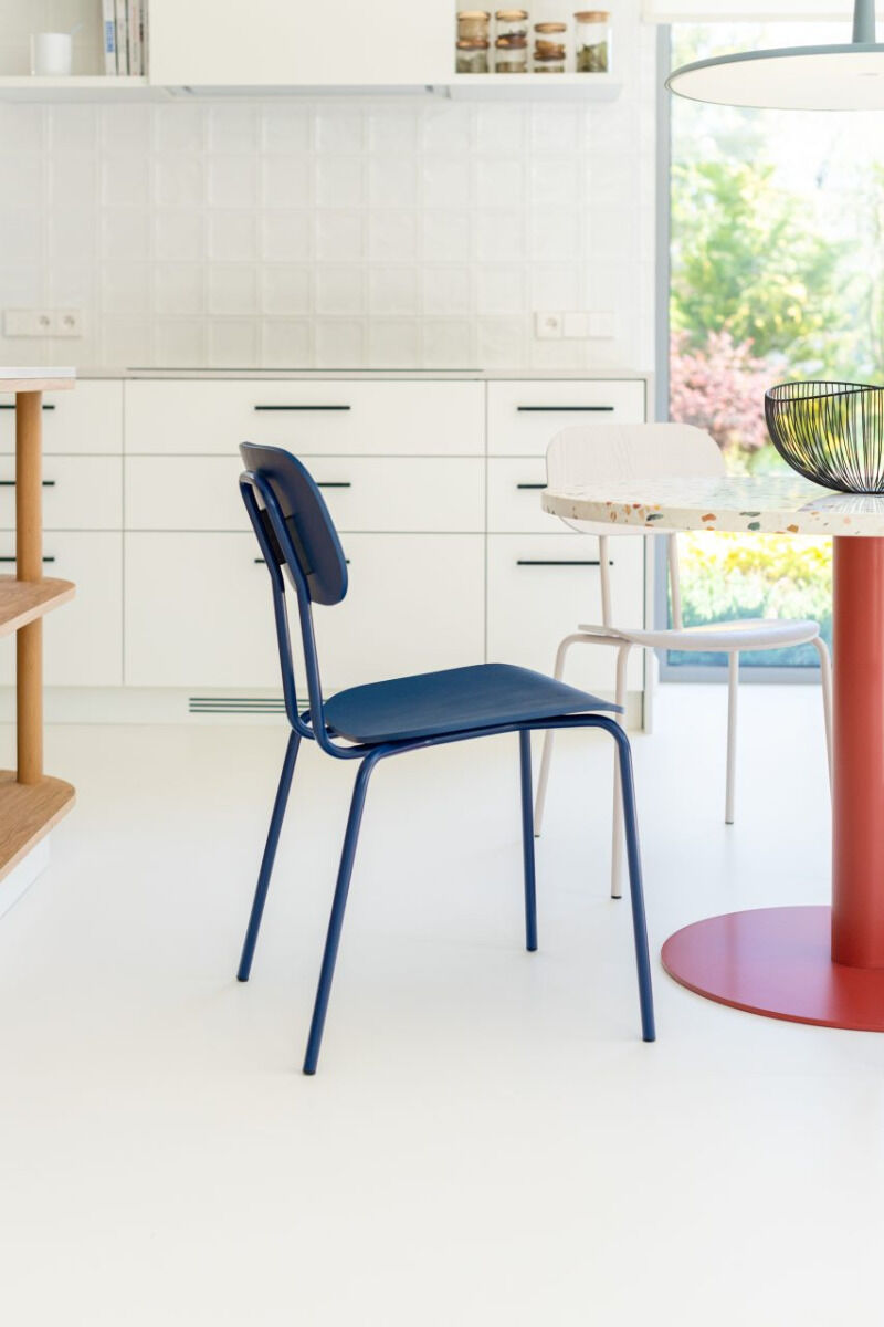 Židle NEW SCHOOL béžová základna