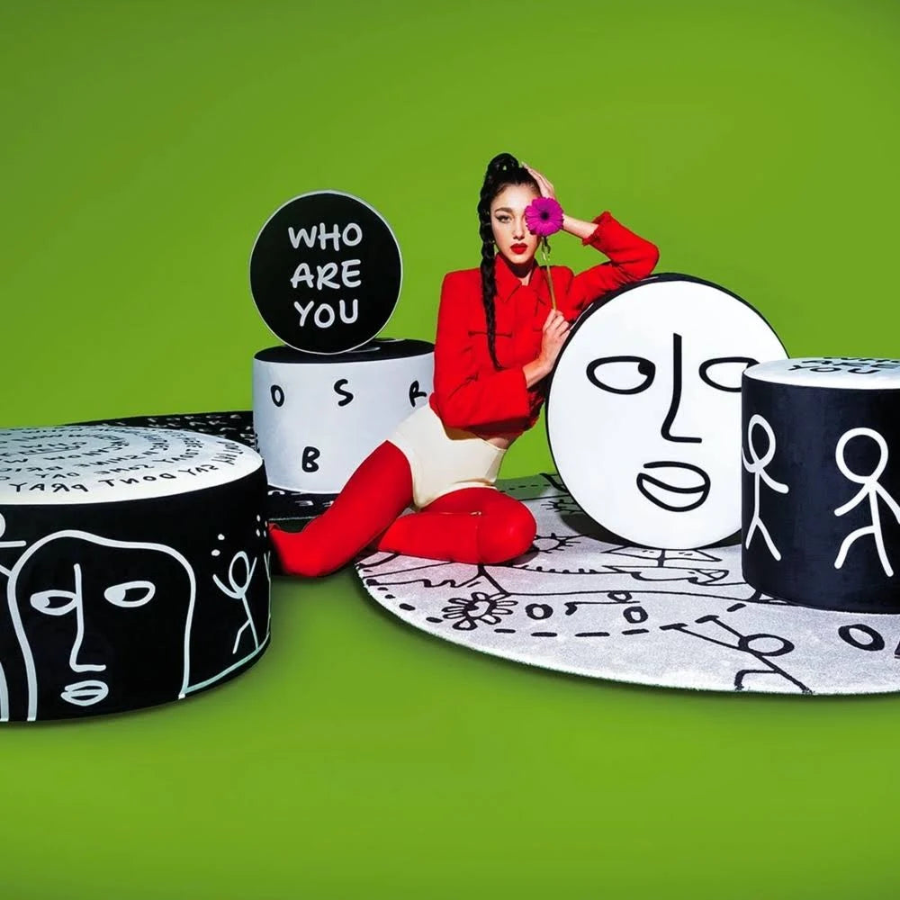 Reversible pillow ENERGETIC EXPRESSIONS white with black