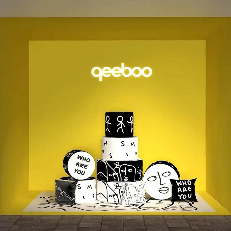 Reversible pillow ENERGETIC EXPRESSIONS white with black