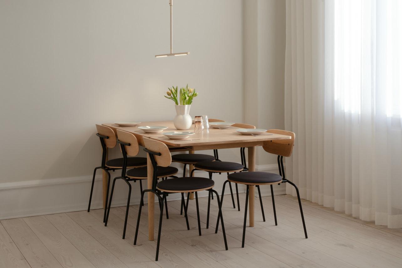 Stół rozkładany HEART'N'SOUL dębowy UMAGE    Eye on Design