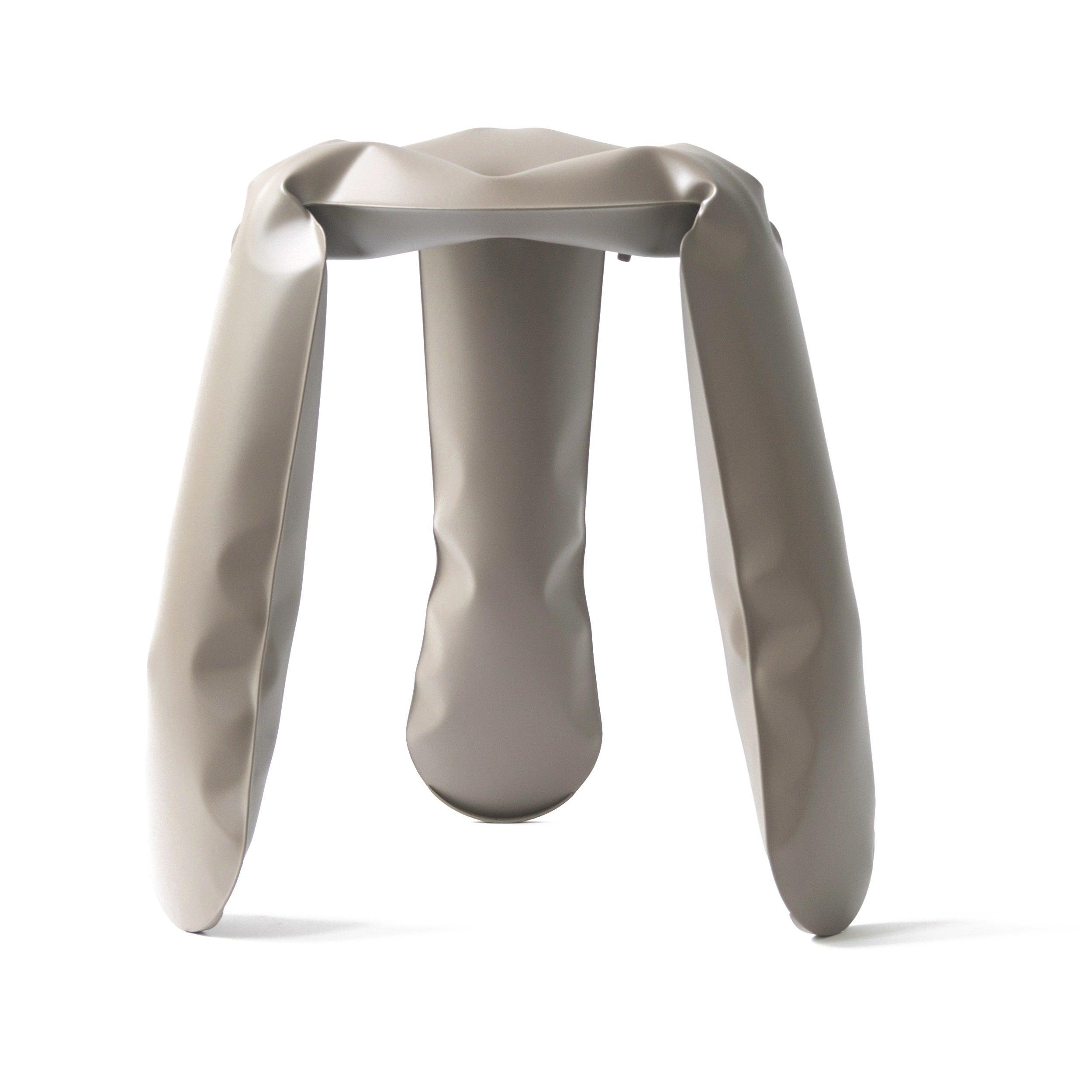 Stołek PLOPP beżowy mat Zieta Studio    Eye on Design