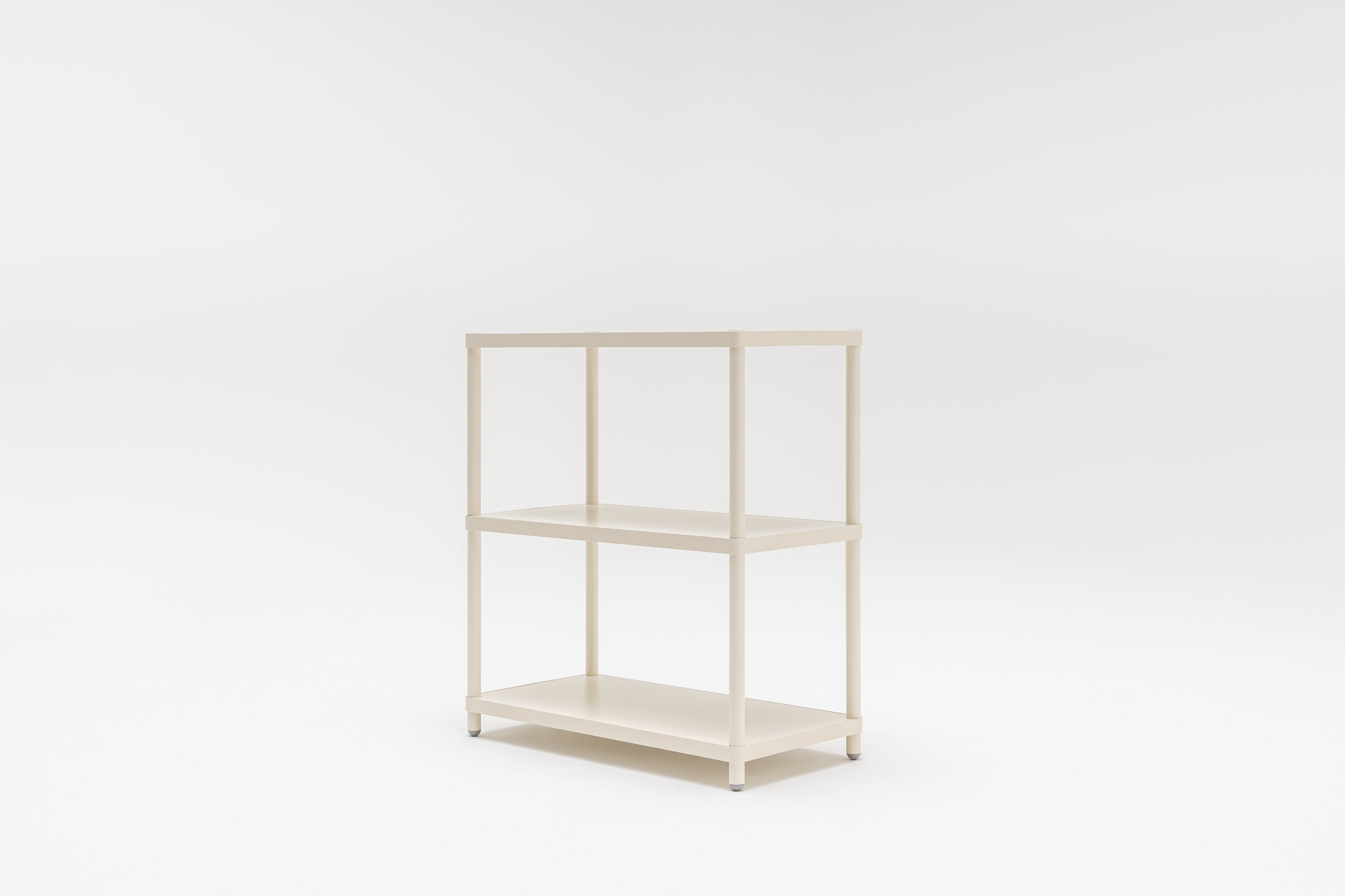 Single stilt metal shelf