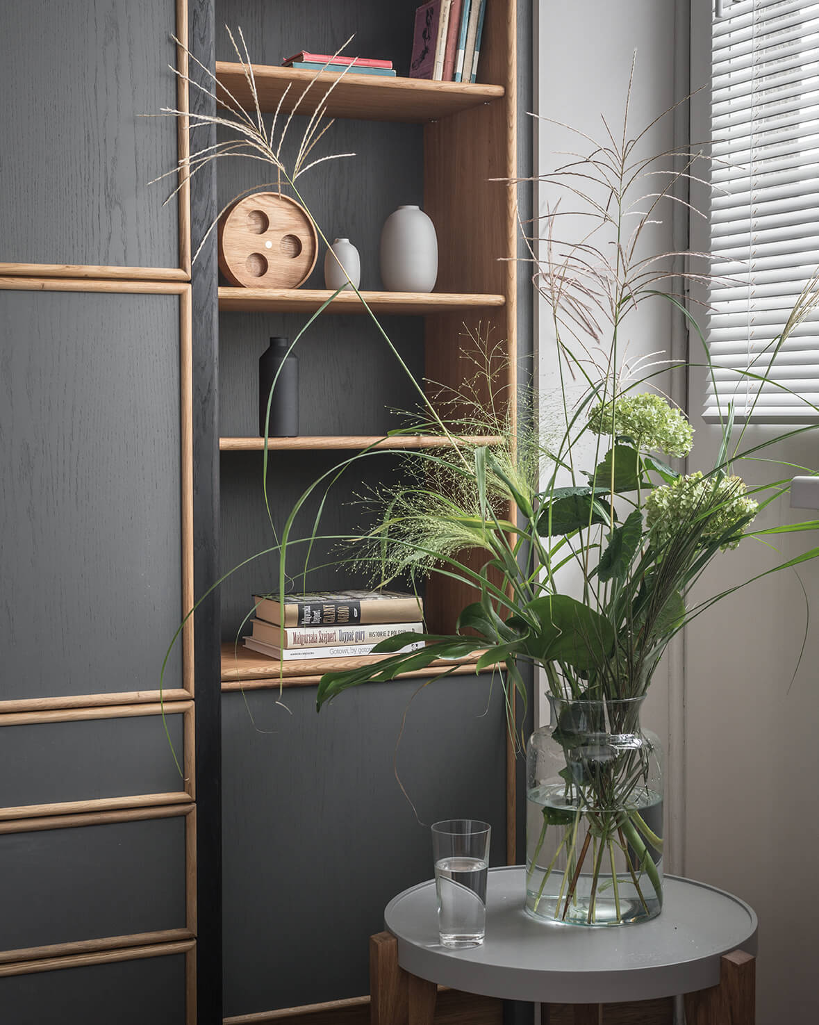 BONTRI table with a gray top and wooden base