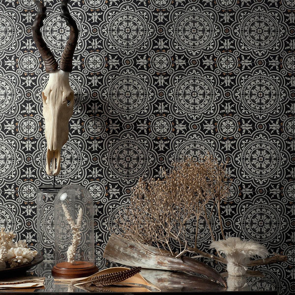 Wallpaper with a geometric pattern of ornaments resembling ceramics ALBEMARLE - Piccadilly green