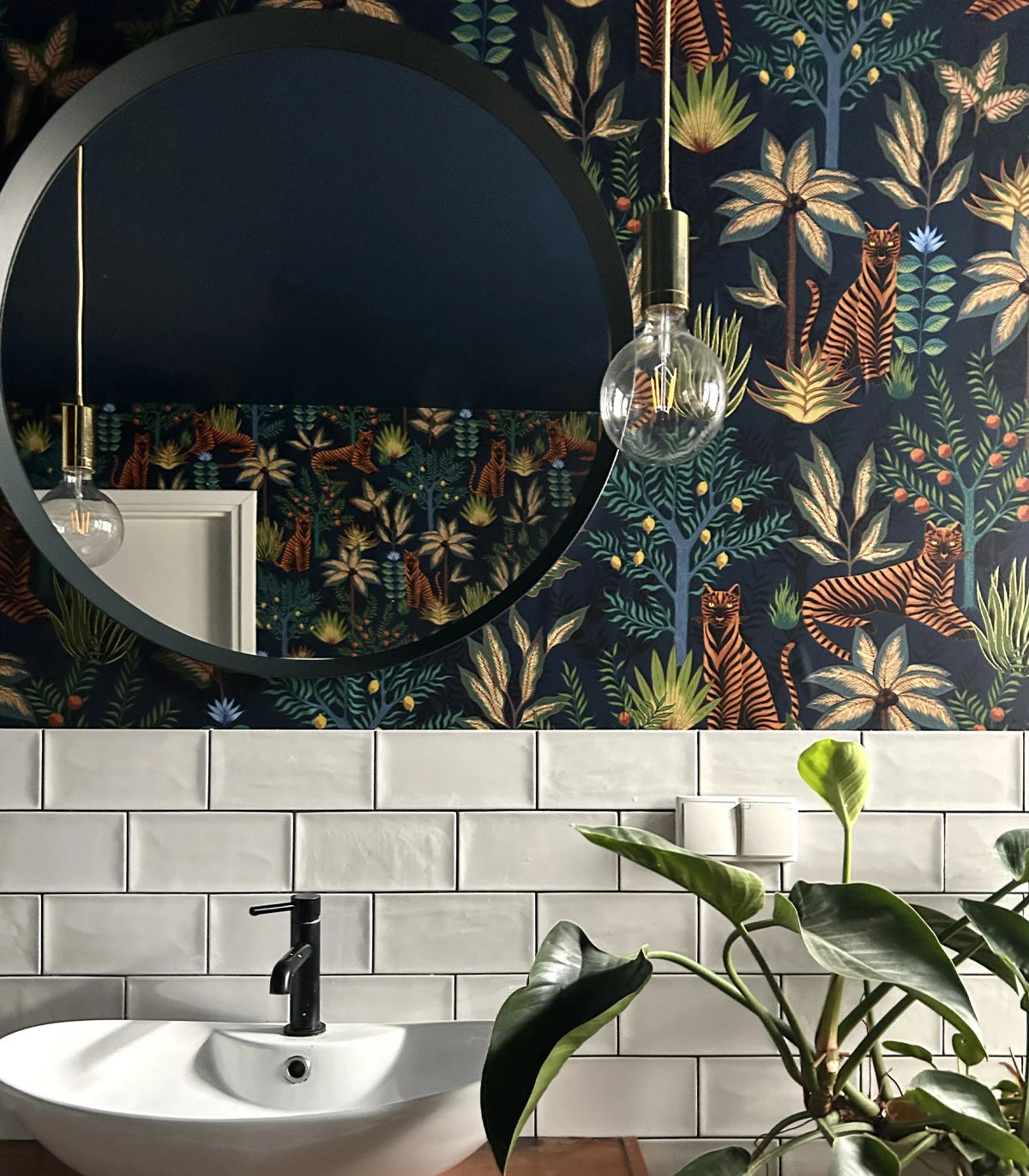 Dark Blue Wallpaper with Gold Animal and Plant Motif - Gold Tigers