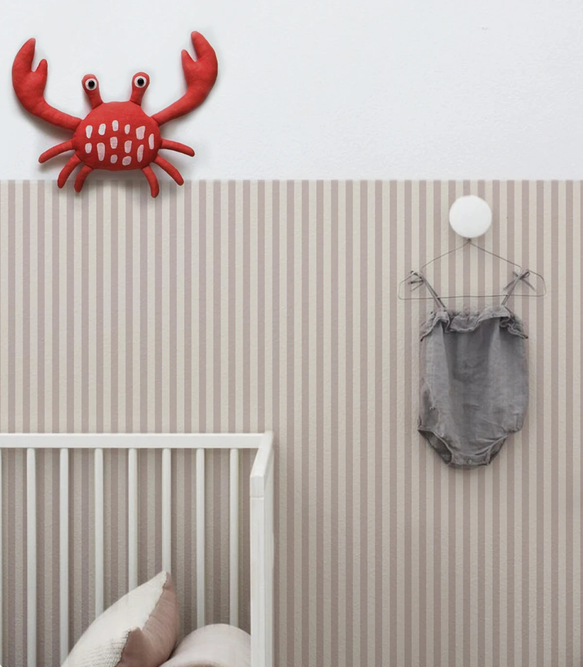 Tapeta flizelinowa w paski STRIPE ROSE HAZE beżowy