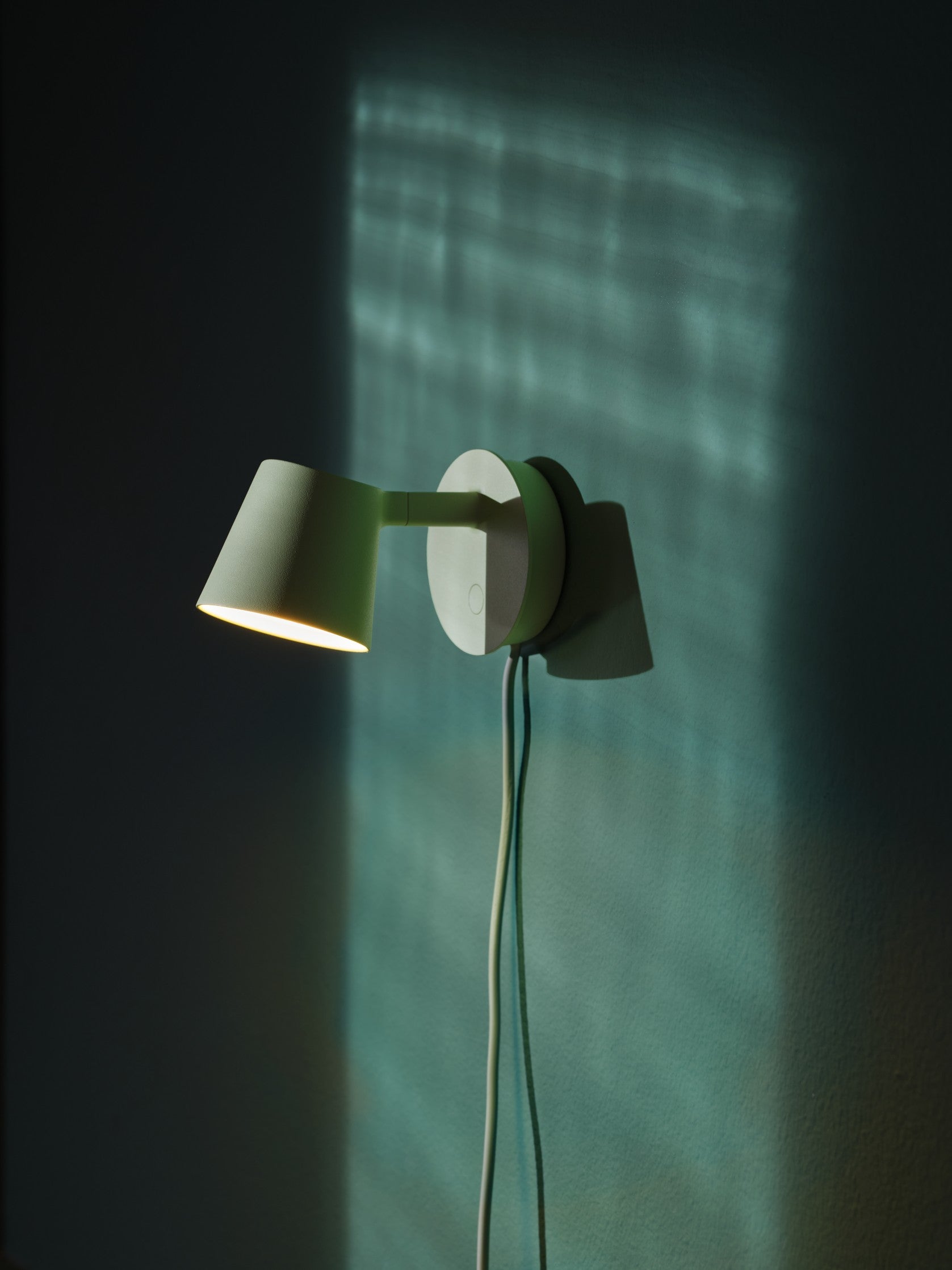 Nástěnná lampa nastavitelná TIP šedá