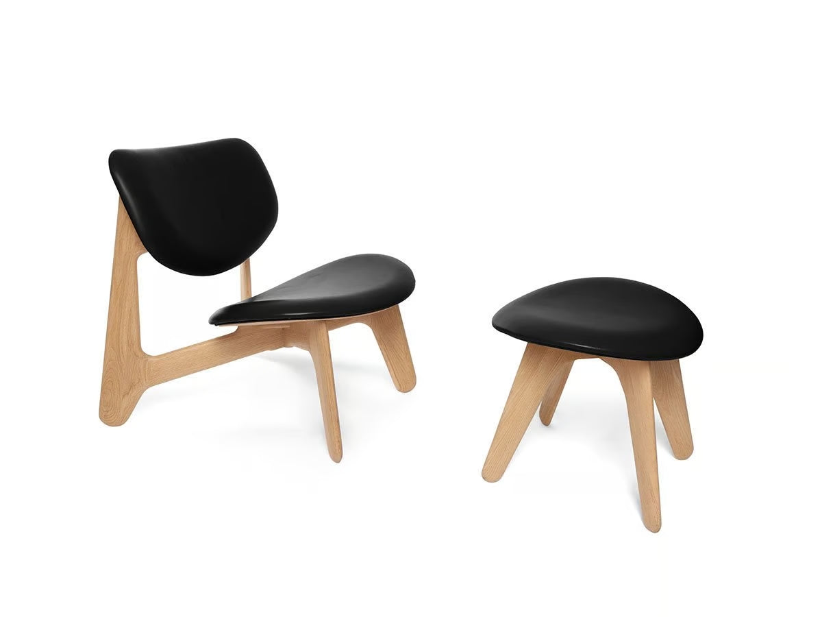 Podnožník SLAB černá kůže s dubovým podstavcem