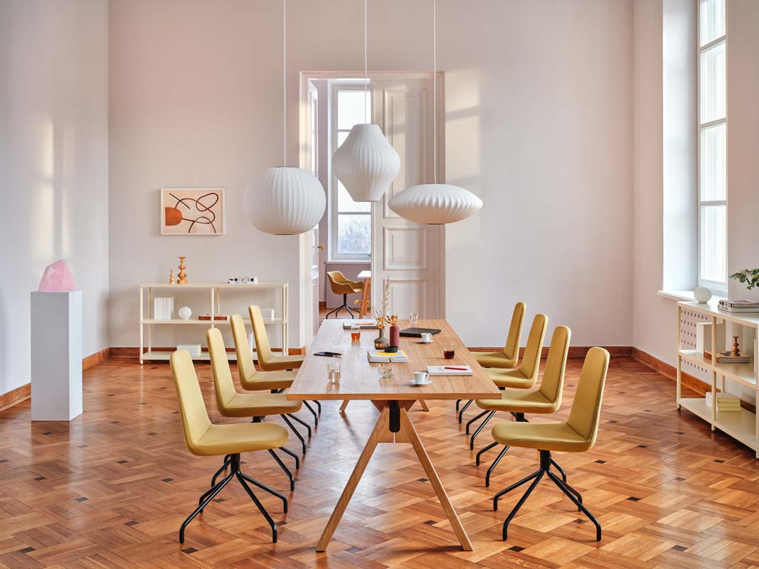 Otáčecí židle ULTI s křížovou základnou