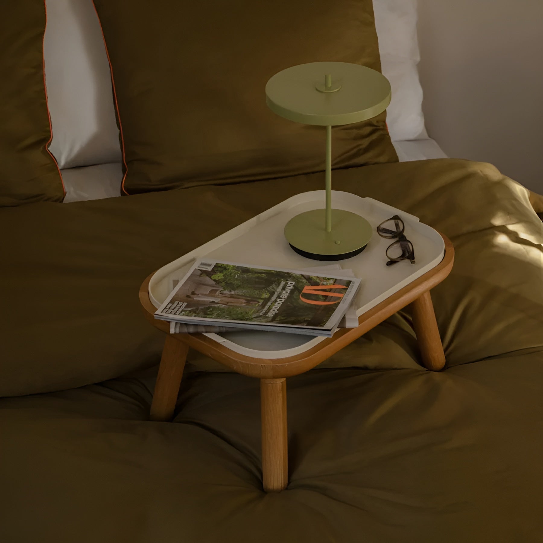 Přenosná lampa ASTERIA MOVE MONOCHROME zelená