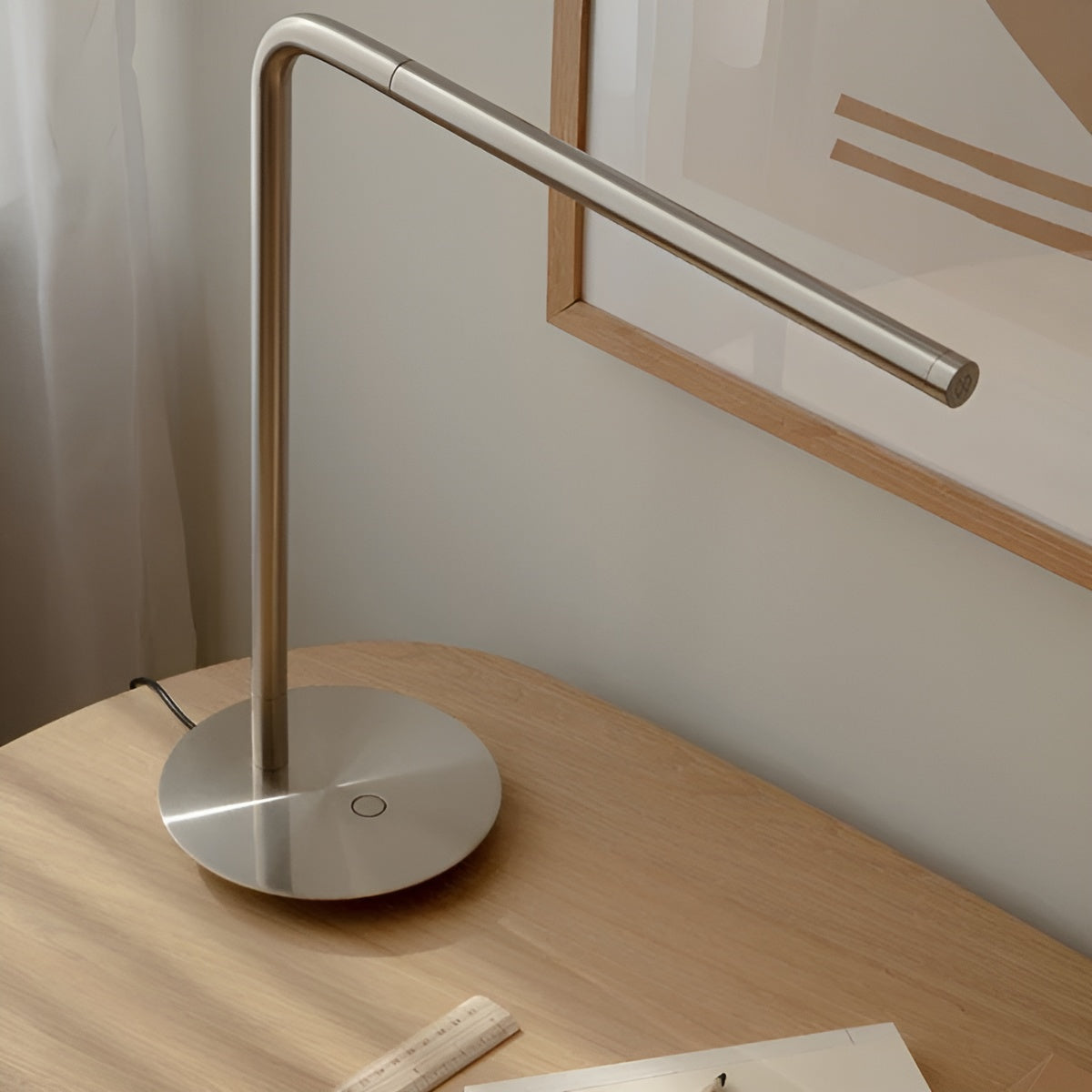 OMNI silver table lamp