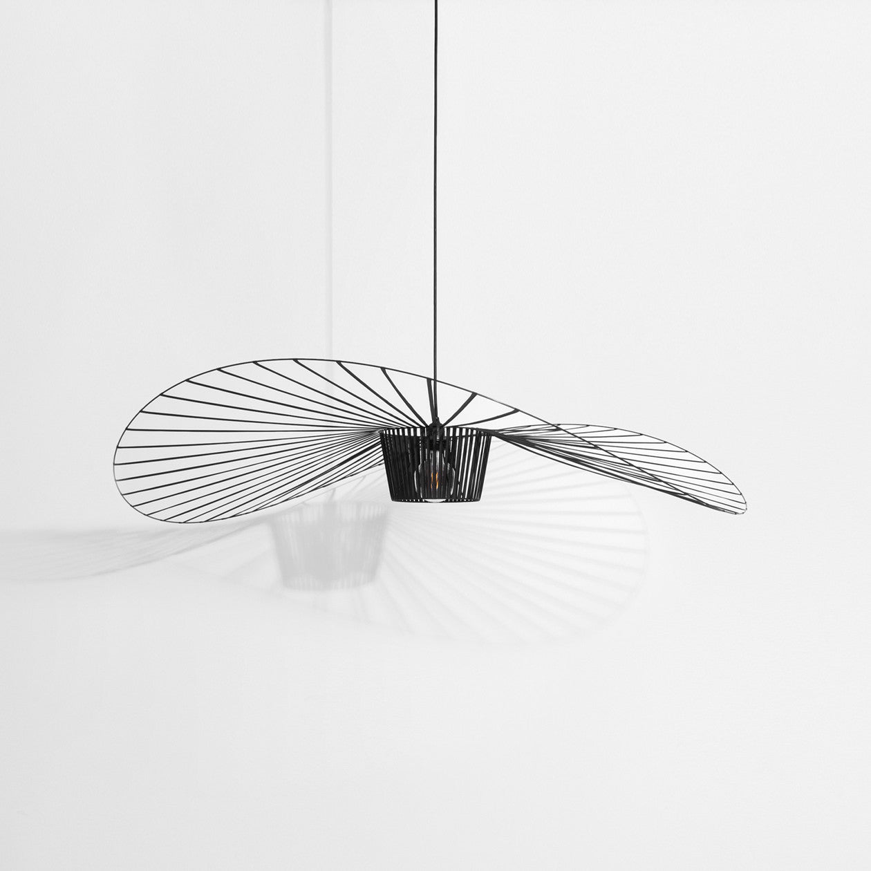 Lampa wisząca VERTIGO czarny – Petite Friture