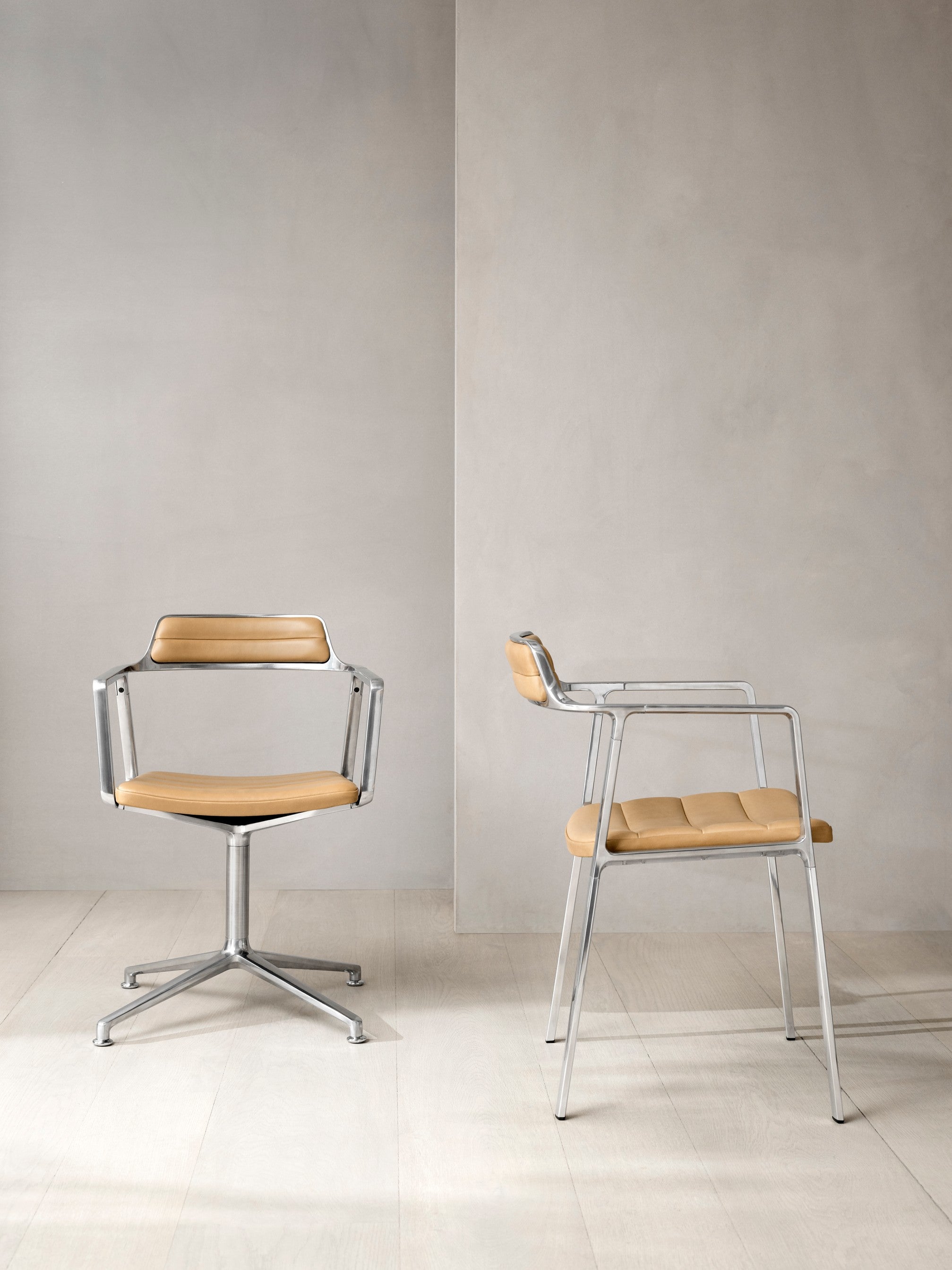 Office chair 452 caramel leather with metal base