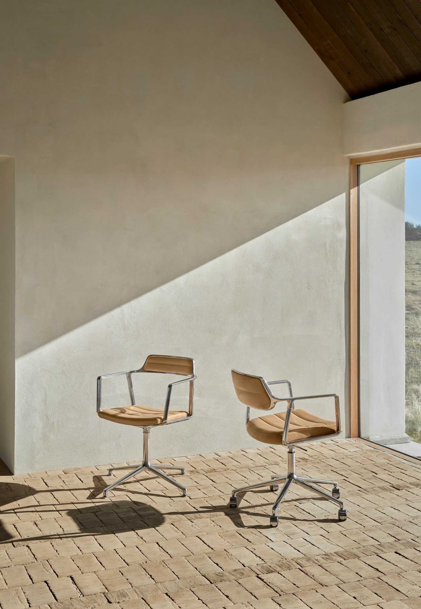 Office chair 453+ black leather with black metal base