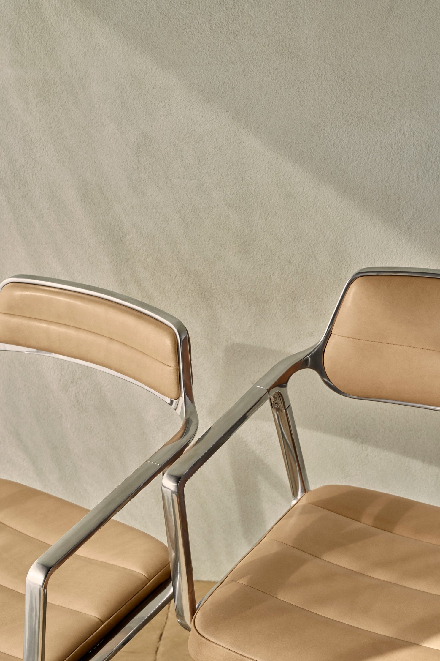 Office chair 453+ black leather with black metal base