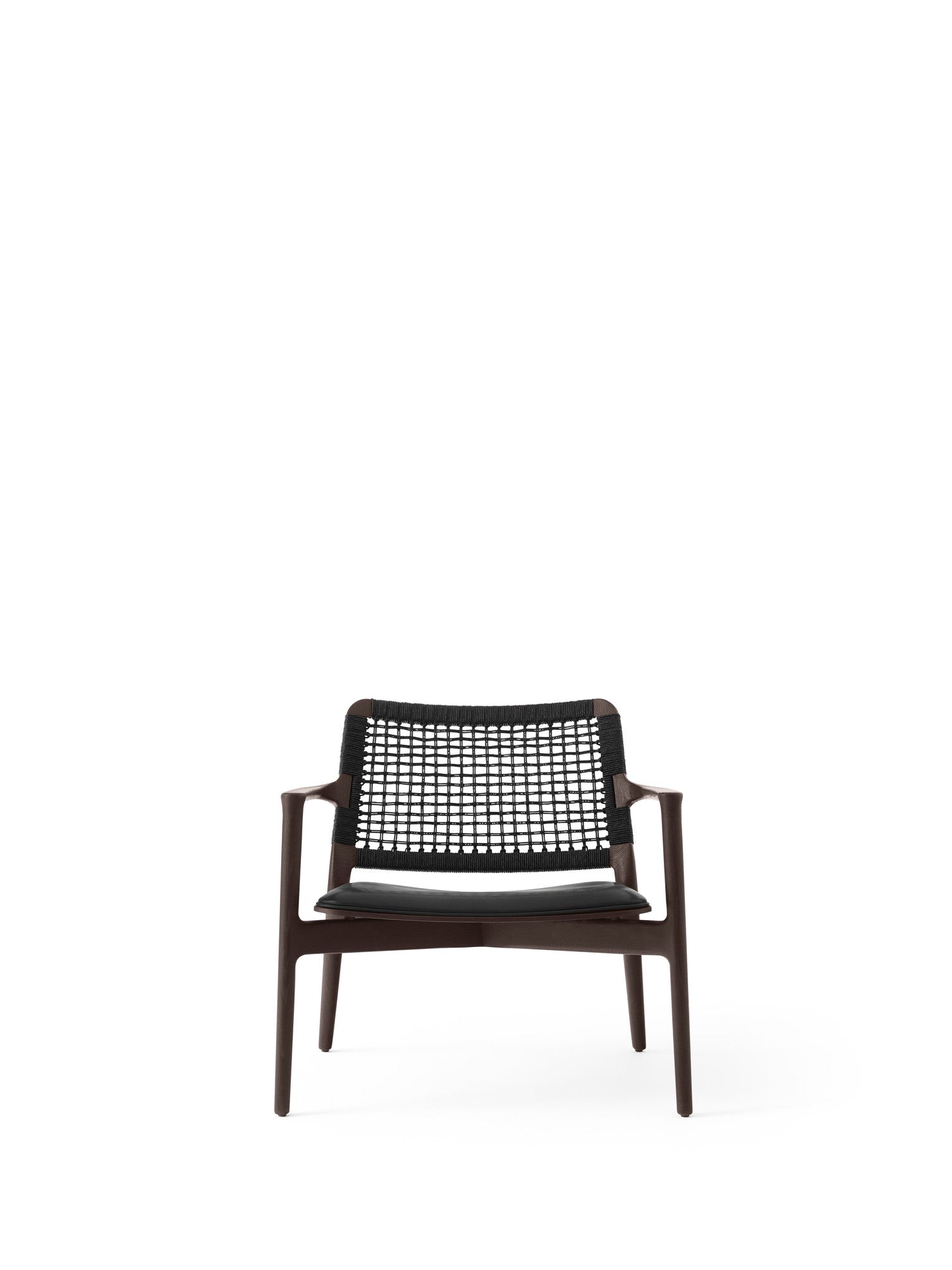 Křeslo CABIN černá kůže s tmavým dubovým podstavcem