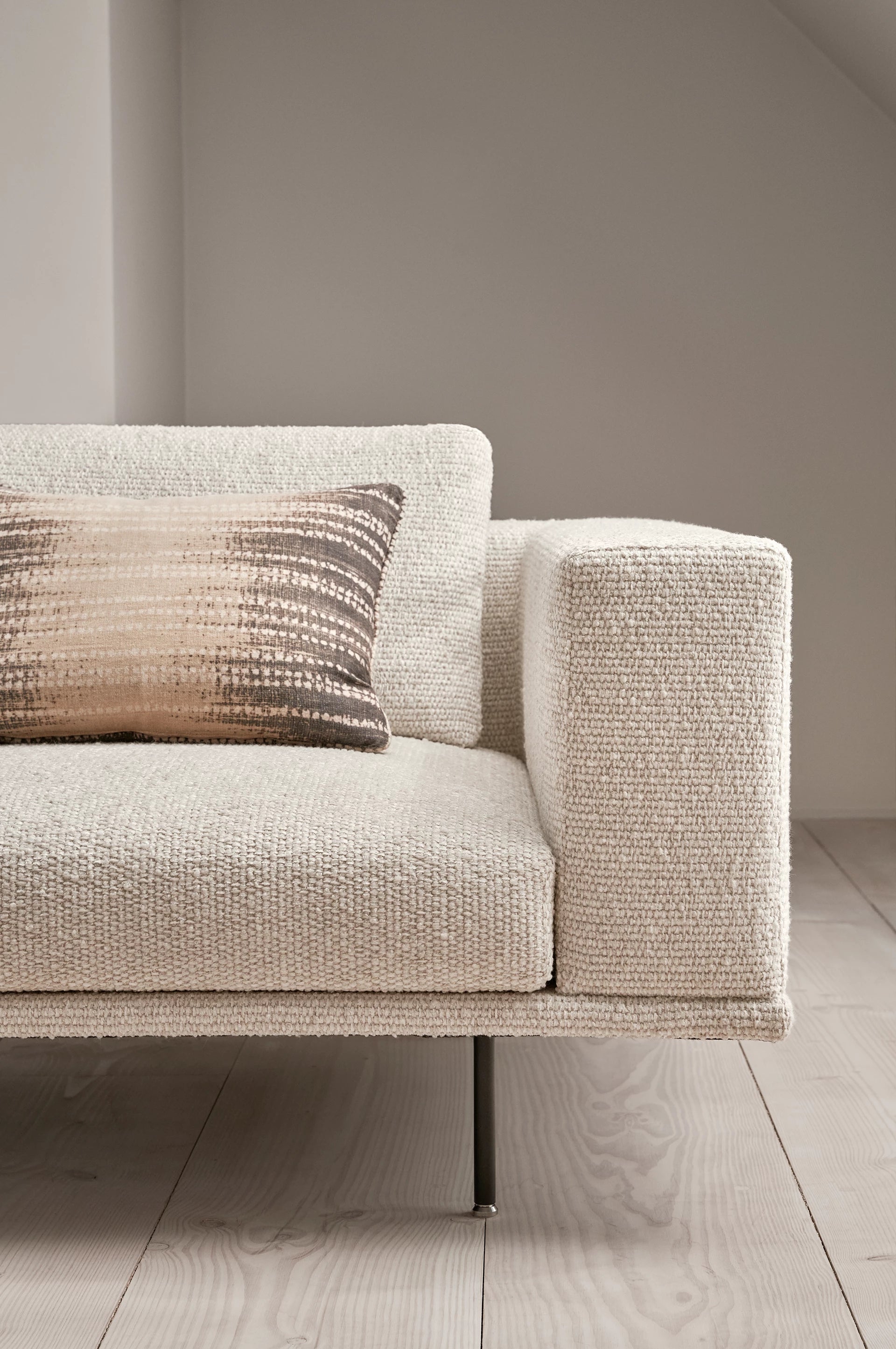 3-Seater Sofa LOFT Dark Beige Brook Fabric with Black Base