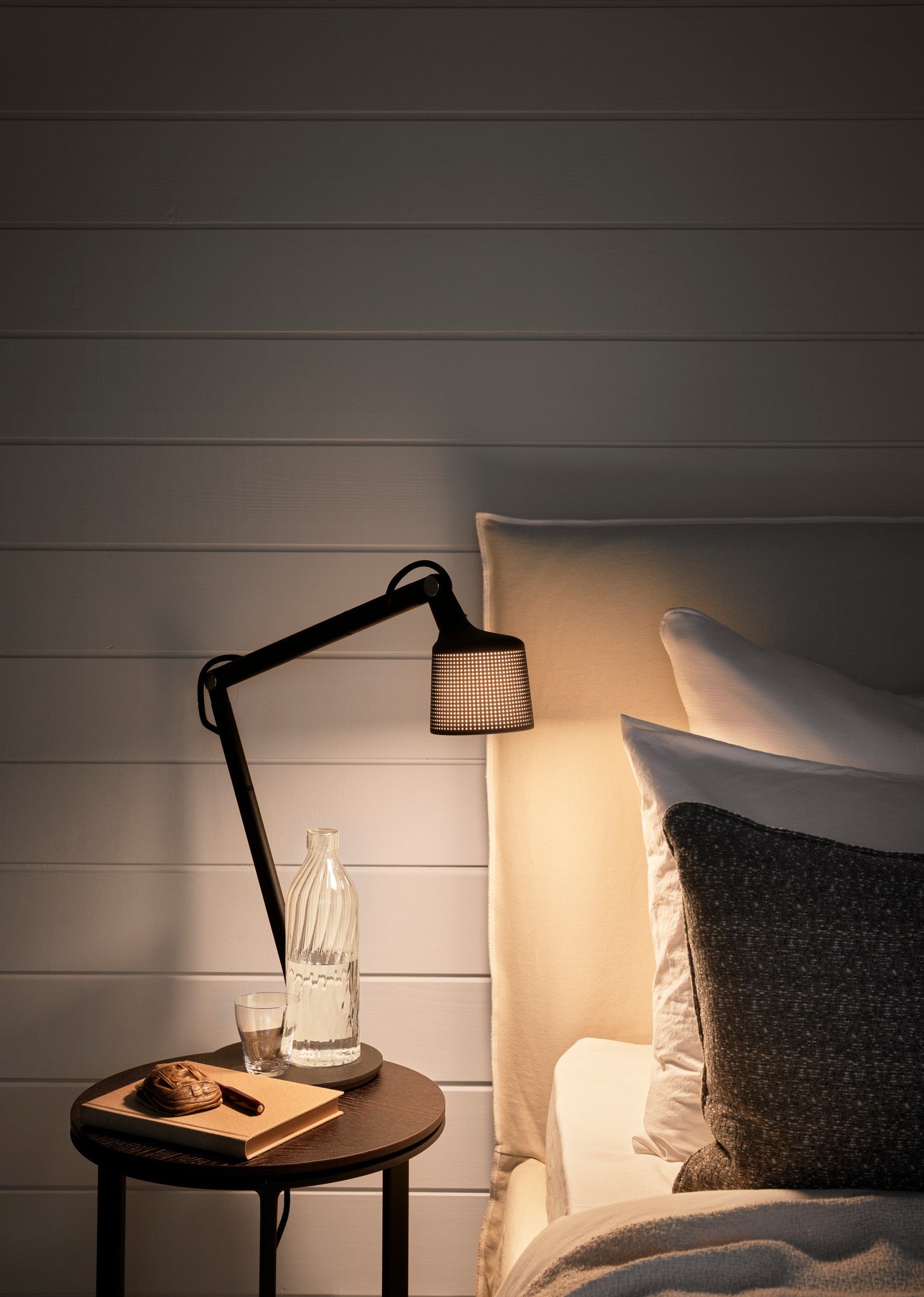Stolní lampa 521 černý kov