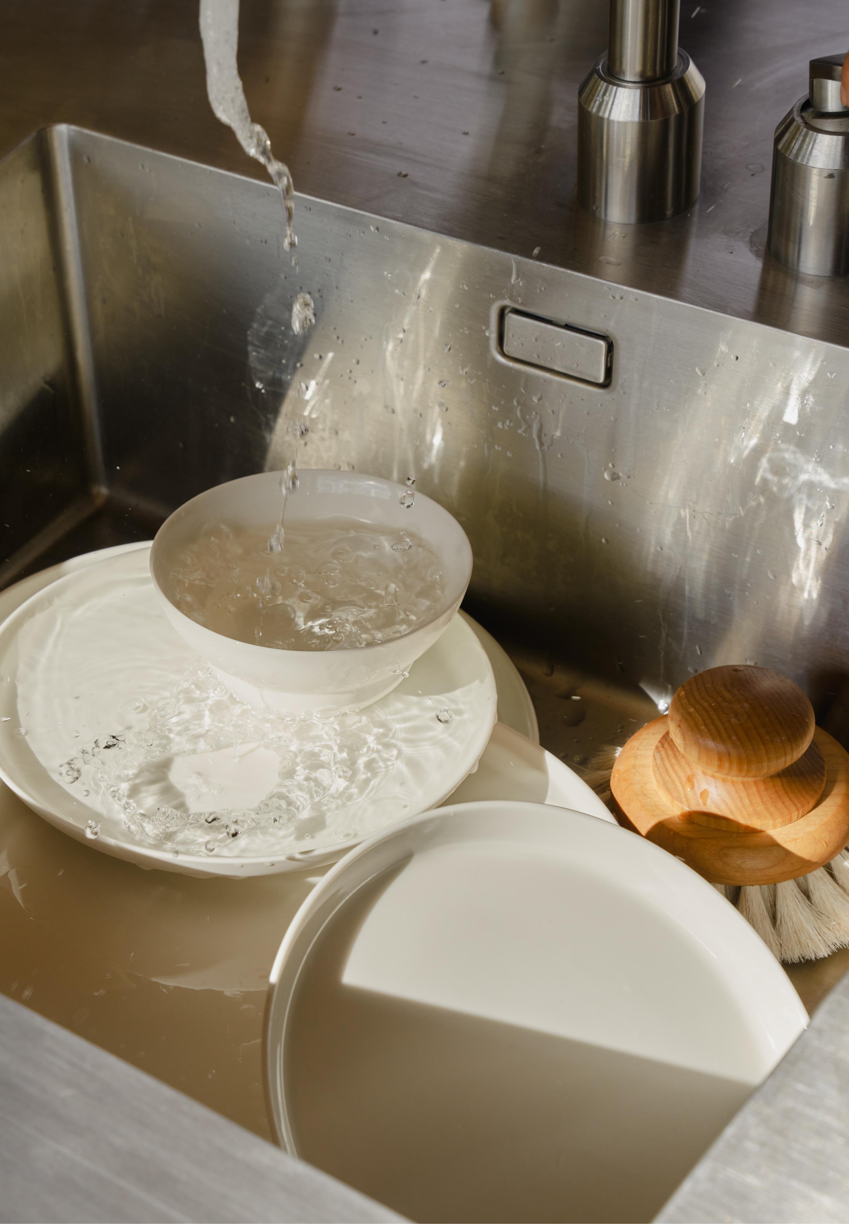 Sada talířů VIPP bílá porcelána