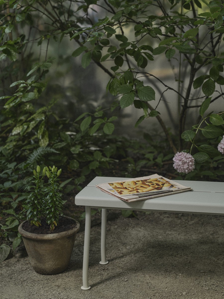 Zahradní lavice FLANER pozinkovaná ocel