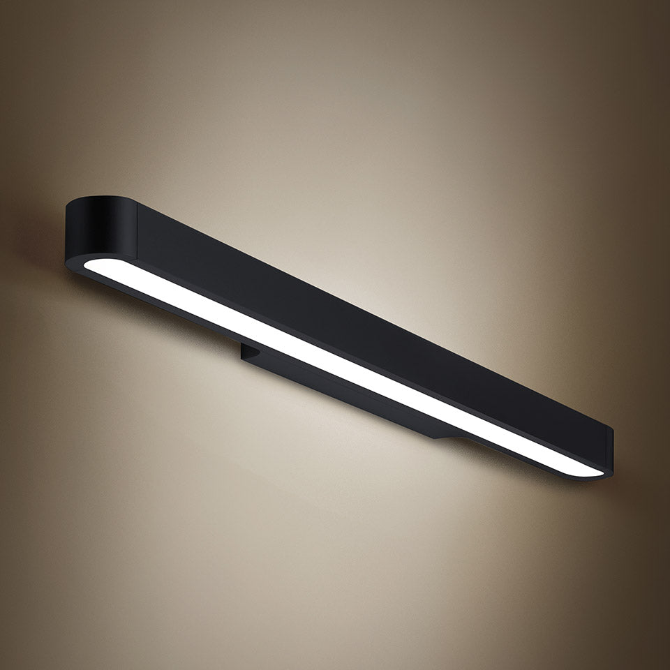 TALO black wall lamp