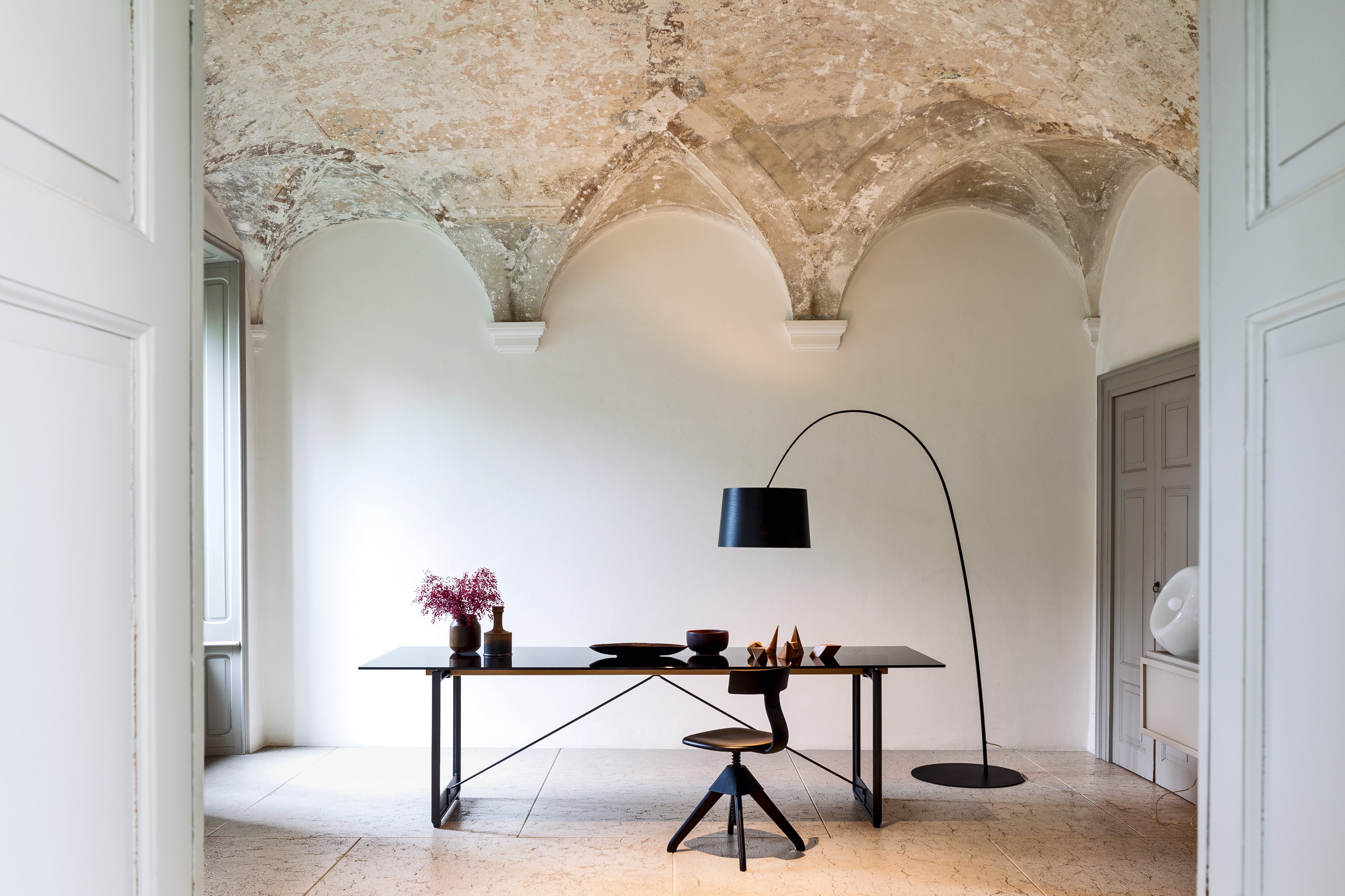 Krzesło TUFFY DZIKA BANDA żółty z drewnem Magis    Eye on Design