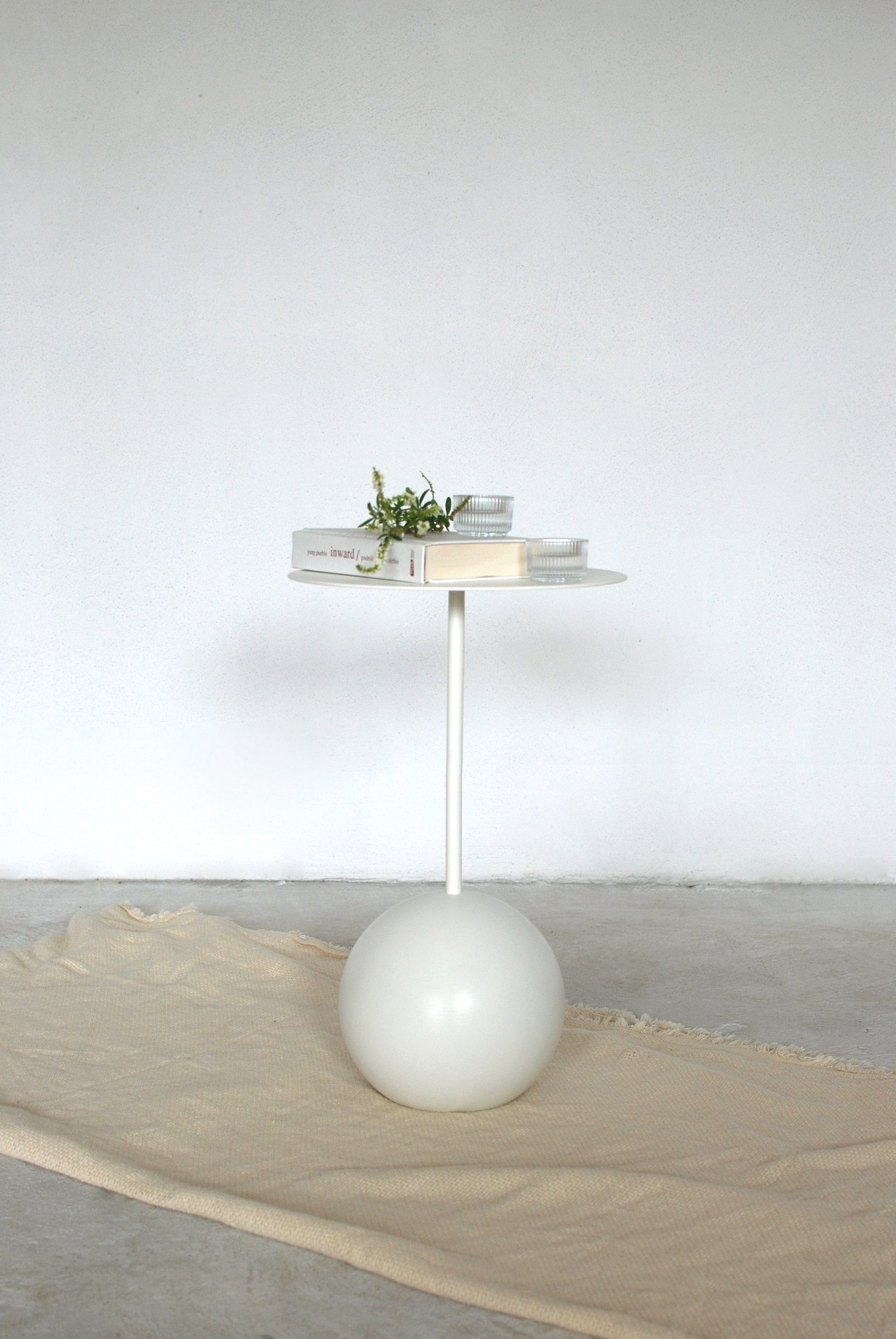 Stolik kawowy SU jesion Salak    Eye on Design