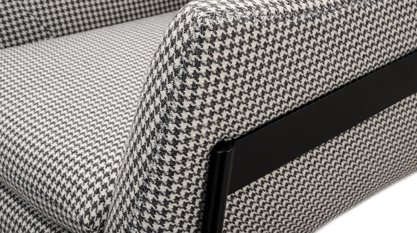 Fotel LEAH - kolor do wyboru Nordic Line    Eye on Design