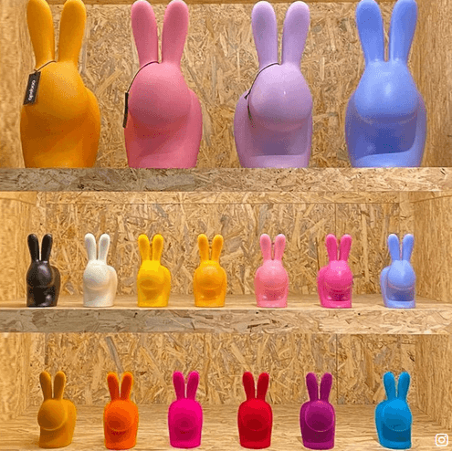 Stoper do drzwi RABBIT czarny Qeeboo    Eye on Design